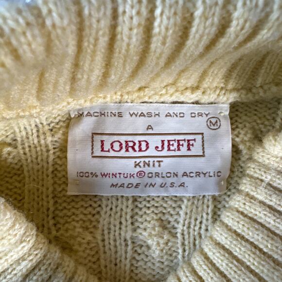 Vintage Lord & Taylor Men's Yellow Wintuk Knit Sweater Size medium - Picture 3 of 8